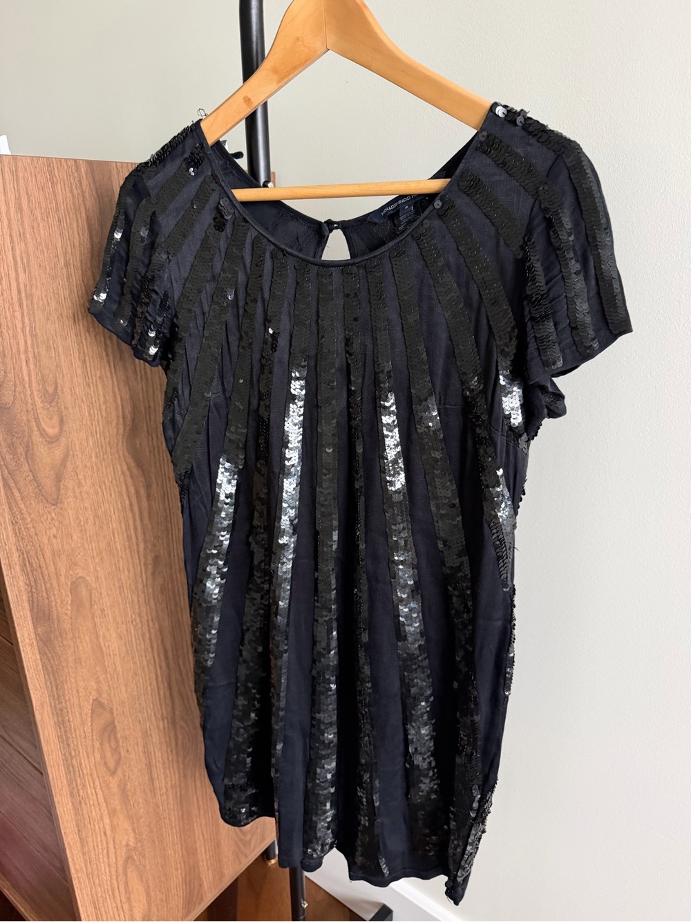 French Connection Black Sequin Embellished Short Sleeve Dress Size 4